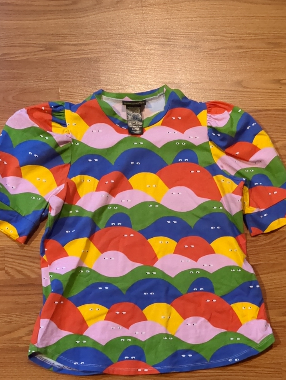 Nooworks Rainbow Lumps Puff Top Lauren Cat West Graphic Print Statement L - Picture 6 of 7